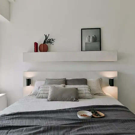 Apartamento Delfino - 4 Bedrooms In Sant Gervasi Barcelona
