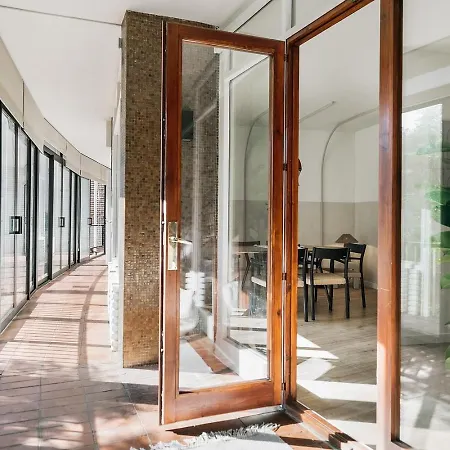 Delfino - 4 Bedrooms In Sant Gervasi Barcelona